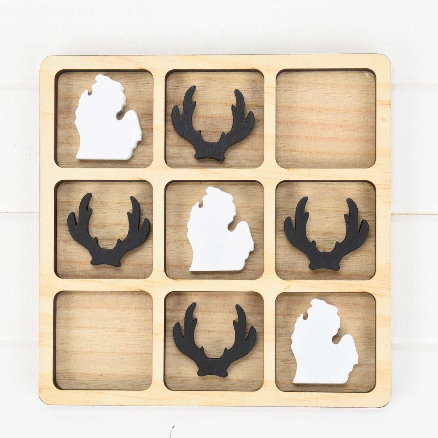 Michigan Lower Peninsula Tic Tac Toe Board