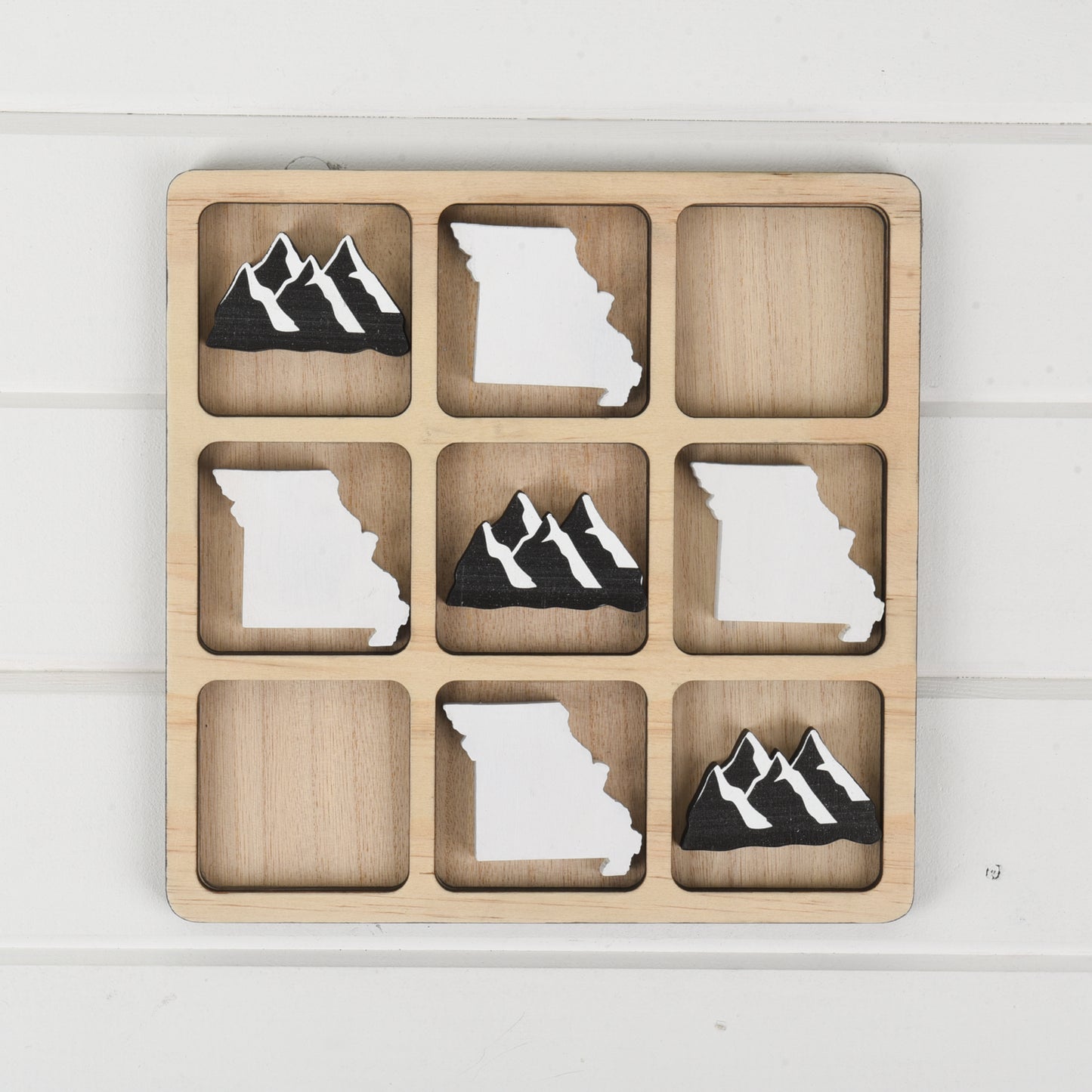 Missouri Tic Tac Toe Board