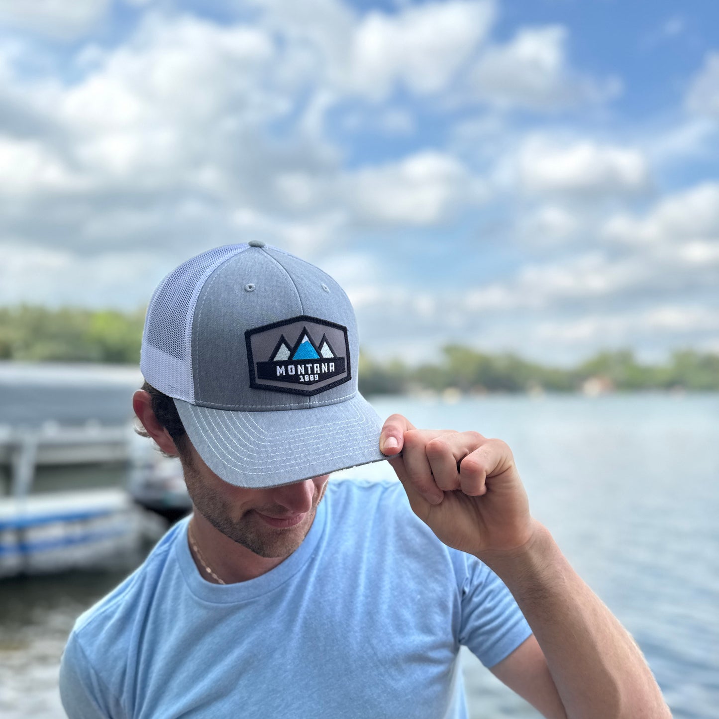 Montana Peaks Snapbacks