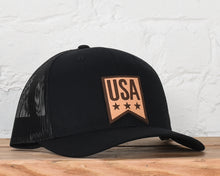 Load image into Gallery viewer, USA Pennant Snapback