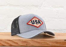 Load image into Gallery viewer, USA Gold Patriot Snapback